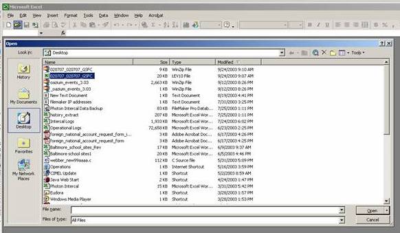 The image shows how to open the AERONET data file.  In the program, select File, Open and the desired file name, and press Open.