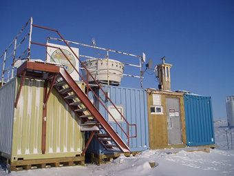 0PAL Site at Eureka in Canadian Arctic.
