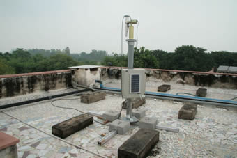 Setup of the instrument at the roof of TERI building.