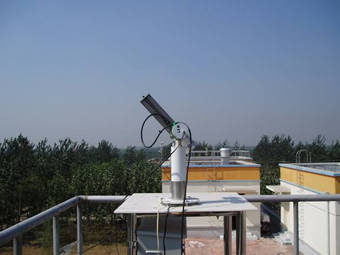 Photo of sunphotometer.