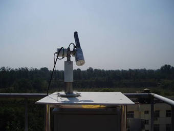 Another photo of the sunphotometer.